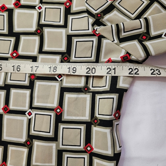 Impressions Womens Beige And Black Geometric Design Button Up Blouse Size L - Picture 8 of 13